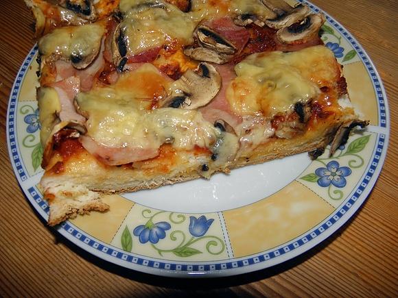 Pizza Capricciosa