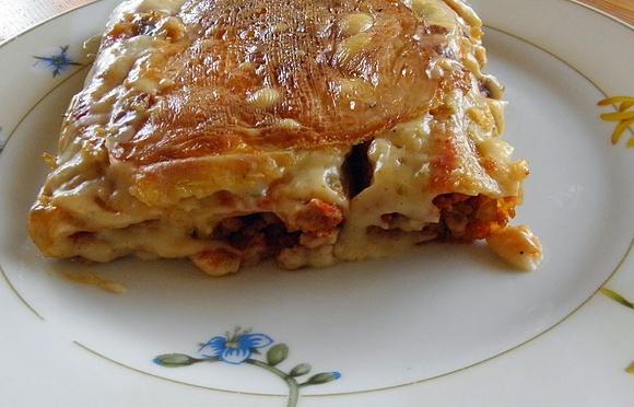 Cannelloni z mięsem mielonym i groszkiem
