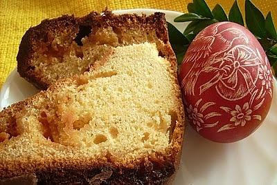 Babka z ajerkoniakiem