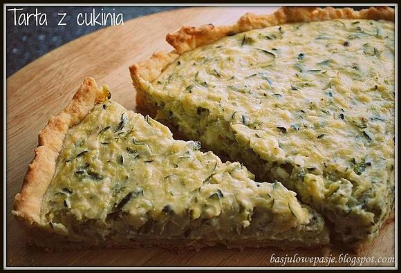 Tarta z cukinią i serem feta na kruchym spodzie