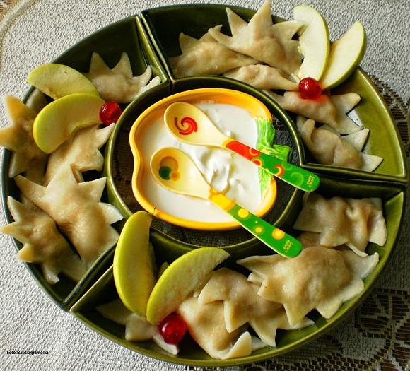 Pierogi o smaku szarlotki