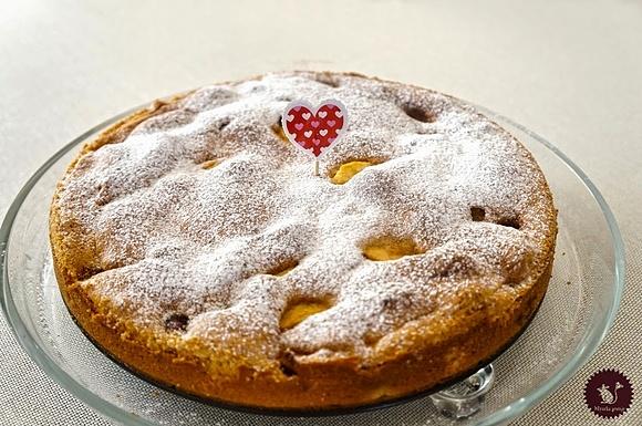 Ekspresowe ciasto z czereśniami i jabłkami