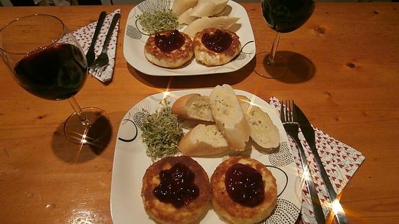Panierowany camembert na kolację