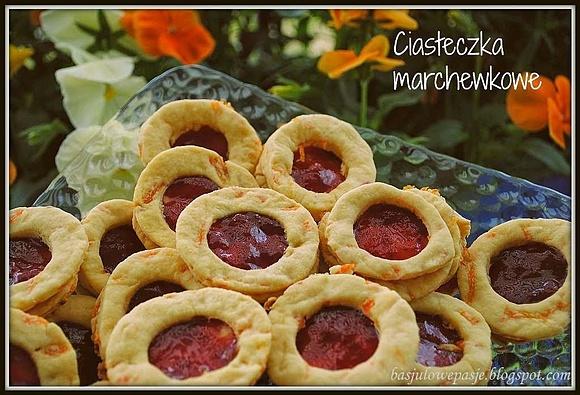 Ciasteczka marchewkowe z marmoladą