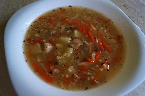 Krupnik – Sycąca i aromatyczna zupa na obiad