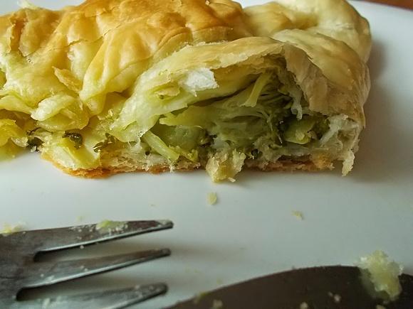 Brokuły zapiekane w cieście francuskim