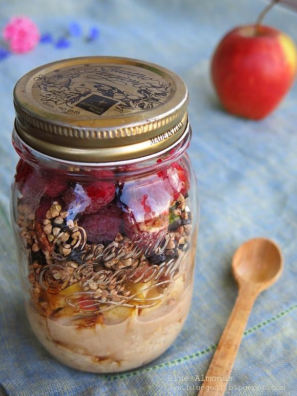Raspberry and apple overnight oatmeal raw vegan