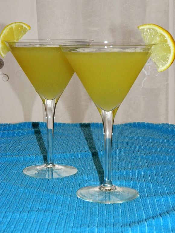 Drink Matador - orzeźwiający koktajl z tequili i sokiem z ananasa