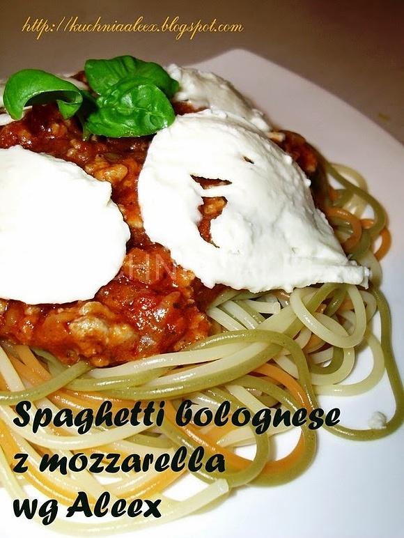 Spaghetti bolognese z mozzarellą wg Aleex