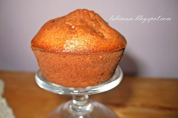 Muffiny z wiśniami