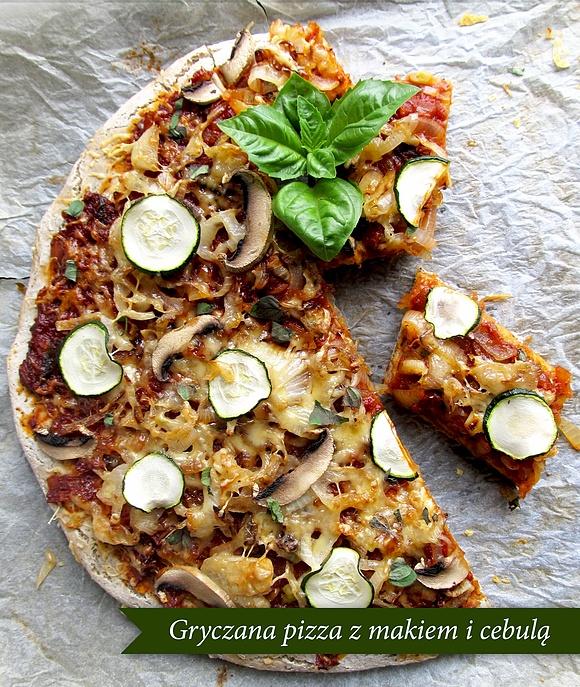 Gryczana pizza z makiem