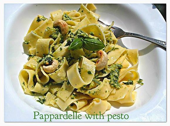 Pappardelle z pesto