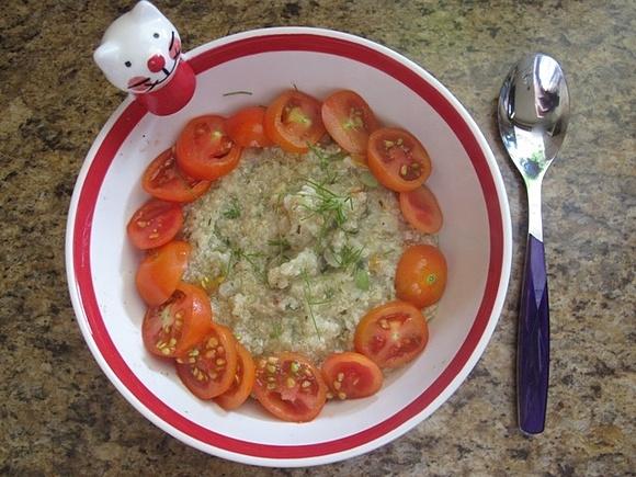 Quinoa z pomidorami