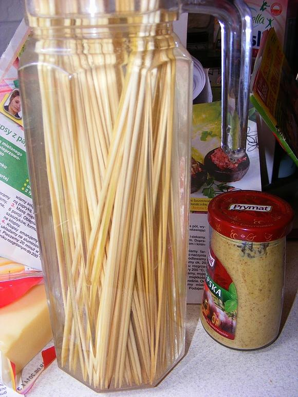 Satay wieprzowo-wołowy na grillu z nieprzypalającymi się patyczkami