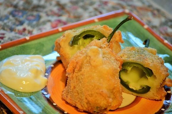 Smażone jalapeño nadziewane mozzarellą