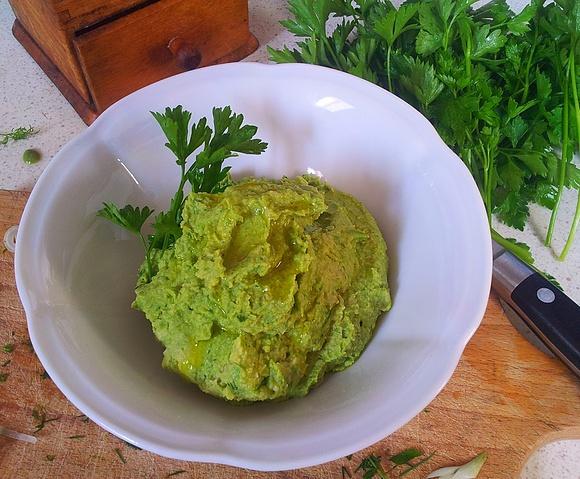 Guacamole z bobu