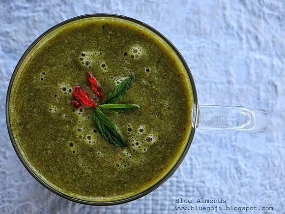 Jarmuż, melon i goji smoothie - zdrowy zielony koktajl