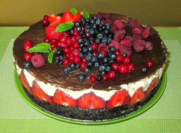 Tort z owocami