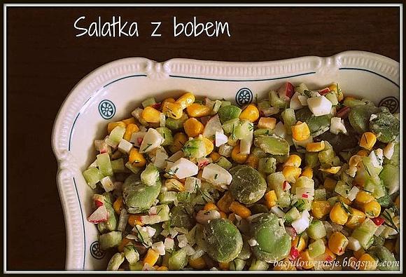 Sałatka z bobem i kukurydzą