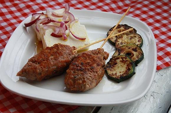 Kofta egipska z jagnięciny grillowana