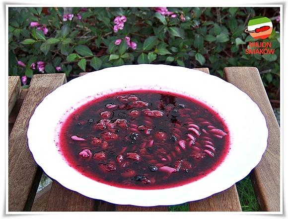 Owocowa zupa na lato