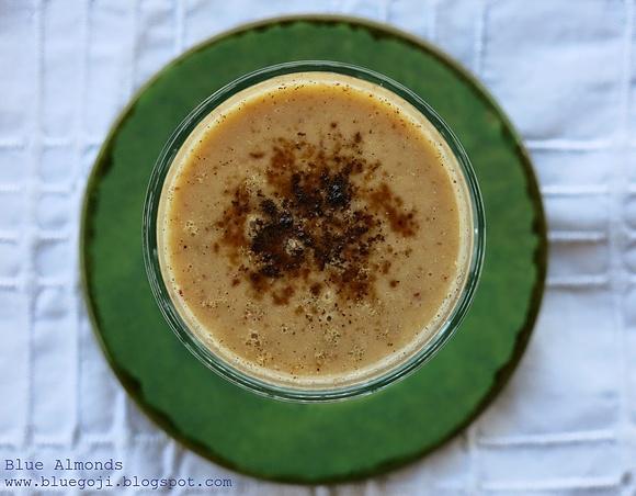 Cynamonowe jabłko smoothie - raw vegan, bez glutenu