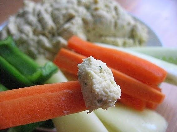 Dietetyczny hummus z soczewicy bez oliwy