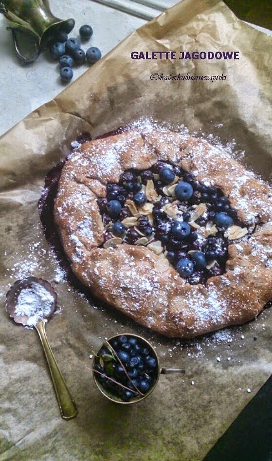 Galette jagodowa rustykalna tarta z owocami sezonowymi