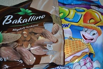 Babeczki z piankami, czekoladą i kakao