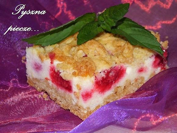 Ciasto z malinami i delikatną pianką
