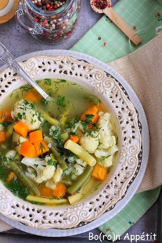 Zupa jarzynowa z sezonowych warzyw przepis