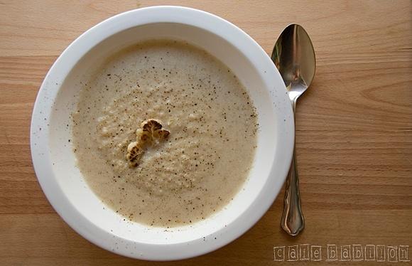 Zupa krem z pieczonego kalafiora