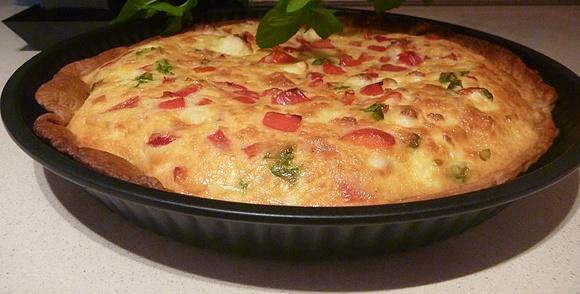 Tarta z kozim serem i pieczoną papryką