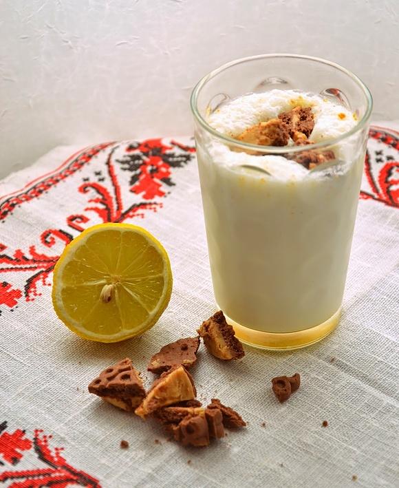 Shake z cytryną i markizami