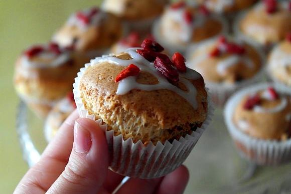 Muffinki z owocami goi