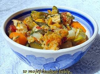Pierś kurczaka w gulaszu warzywnym
