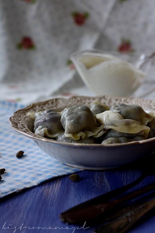 Pierogi z jagodami