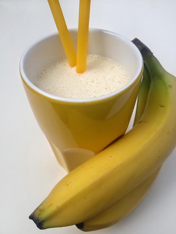 Koktajl bananowy