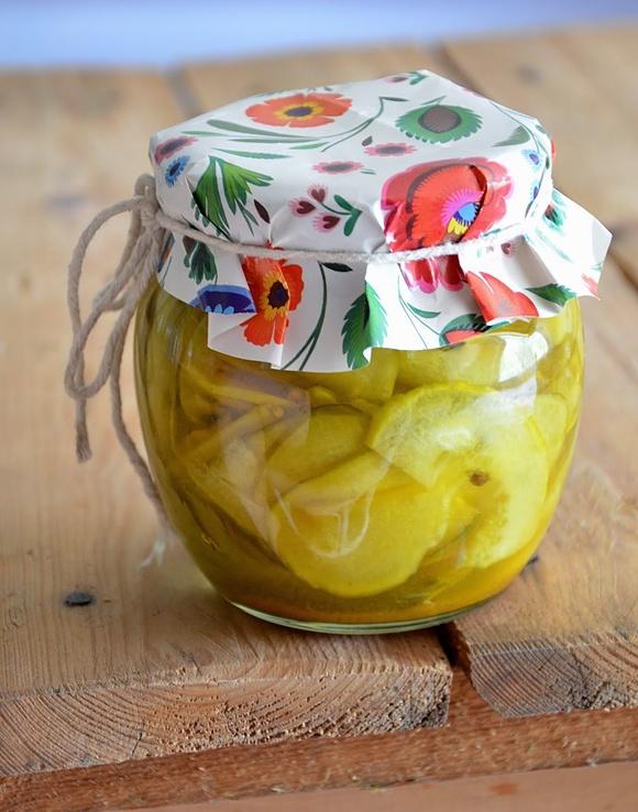 Ogórki curry w słodko-kwaśnej zalewie z przyprawą curry