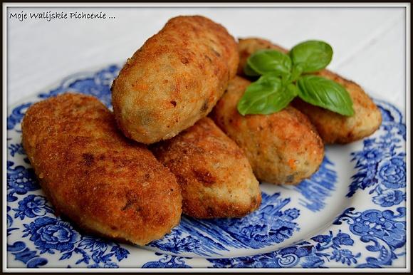 Paluchy z indyka z pieczarkami