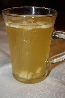 Domowy antybiotyk dla dzieci z cytryny czosnku miodu i wody