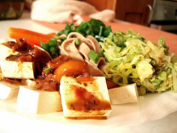 Tofu w ostrym sosie cytrusowym z kumkwatami