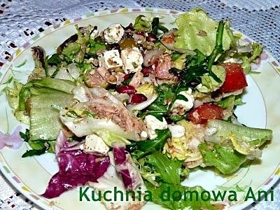 Mix sałat z tuńczykiem i fetą