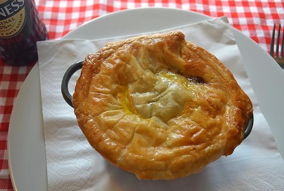 Beef and Guinness pie