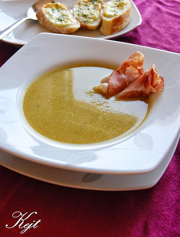 Zupa krem z fasolki szparagowej