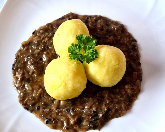 Kuleczki z mięsem w sosie grzybowym