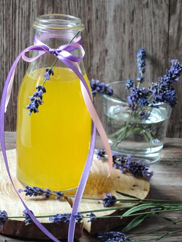 Cytrusowy syrop lawendowy