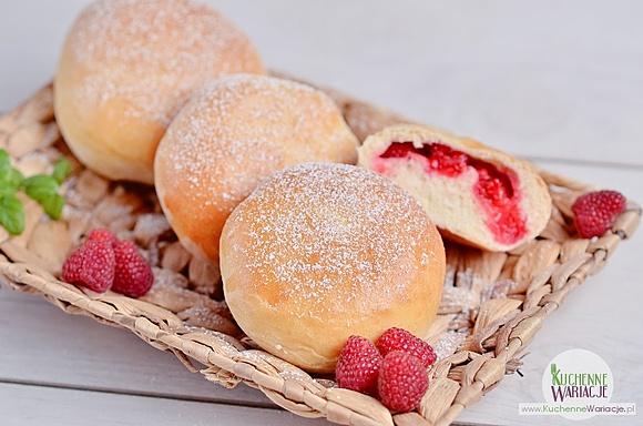 Malinianki - słodkie drożdżowe bułeczki z malinami
