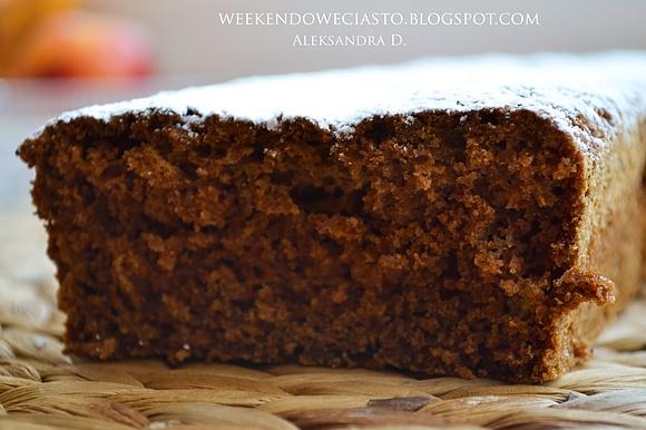 Jabłkowa babka z cynamonem