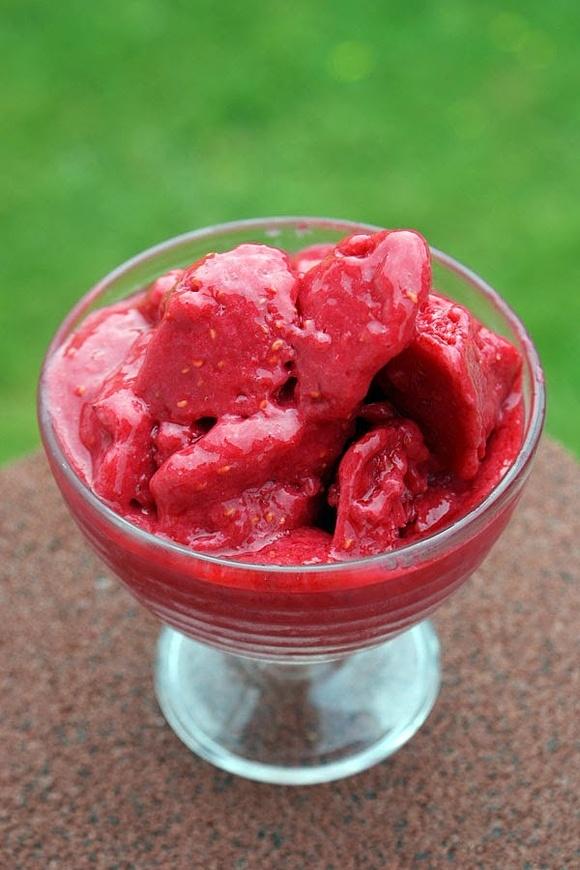 Sorbet malinowy na upalne dni